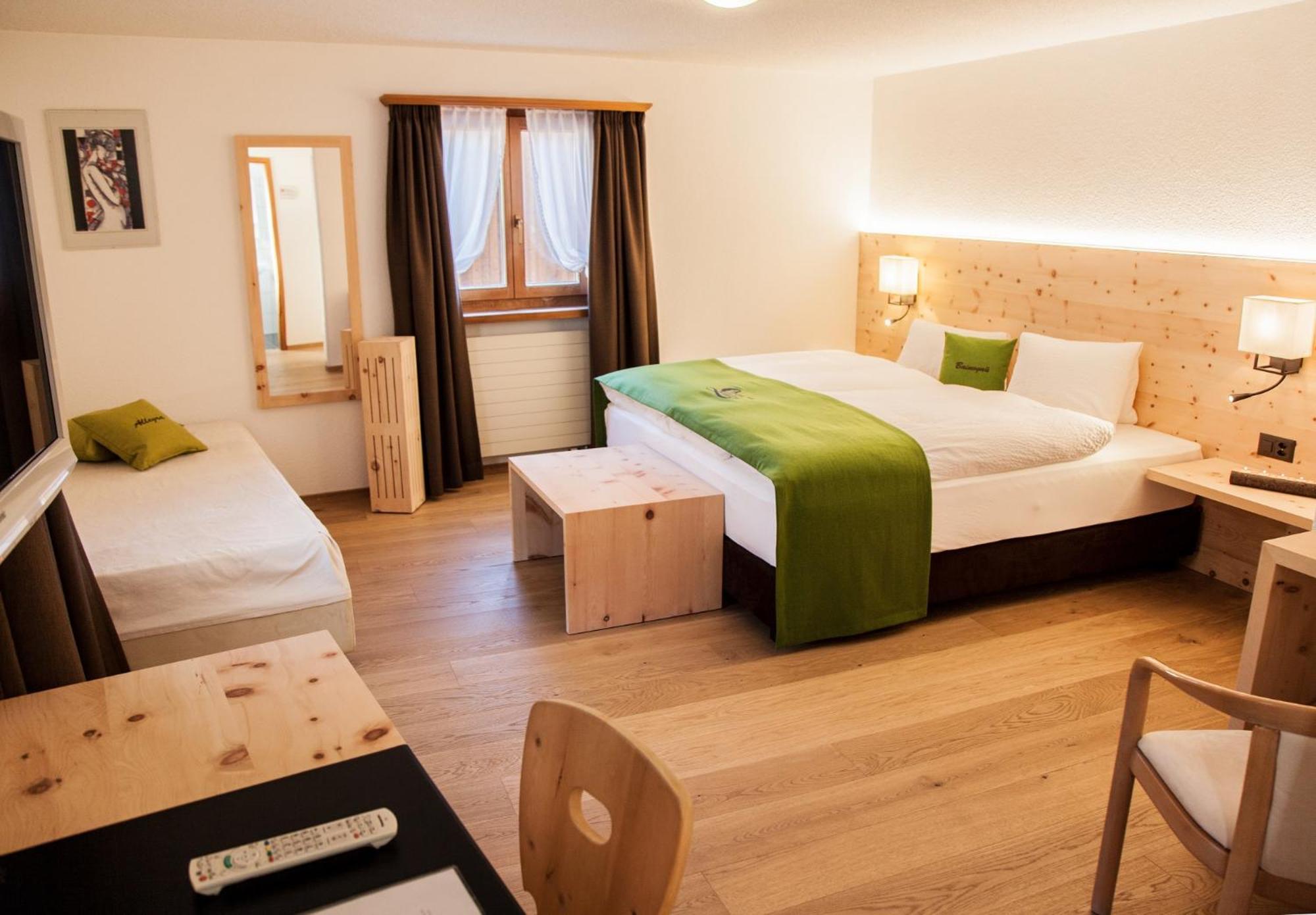 Müstair Wellnesshotel Liun B&B מראה חיצוני תמונה