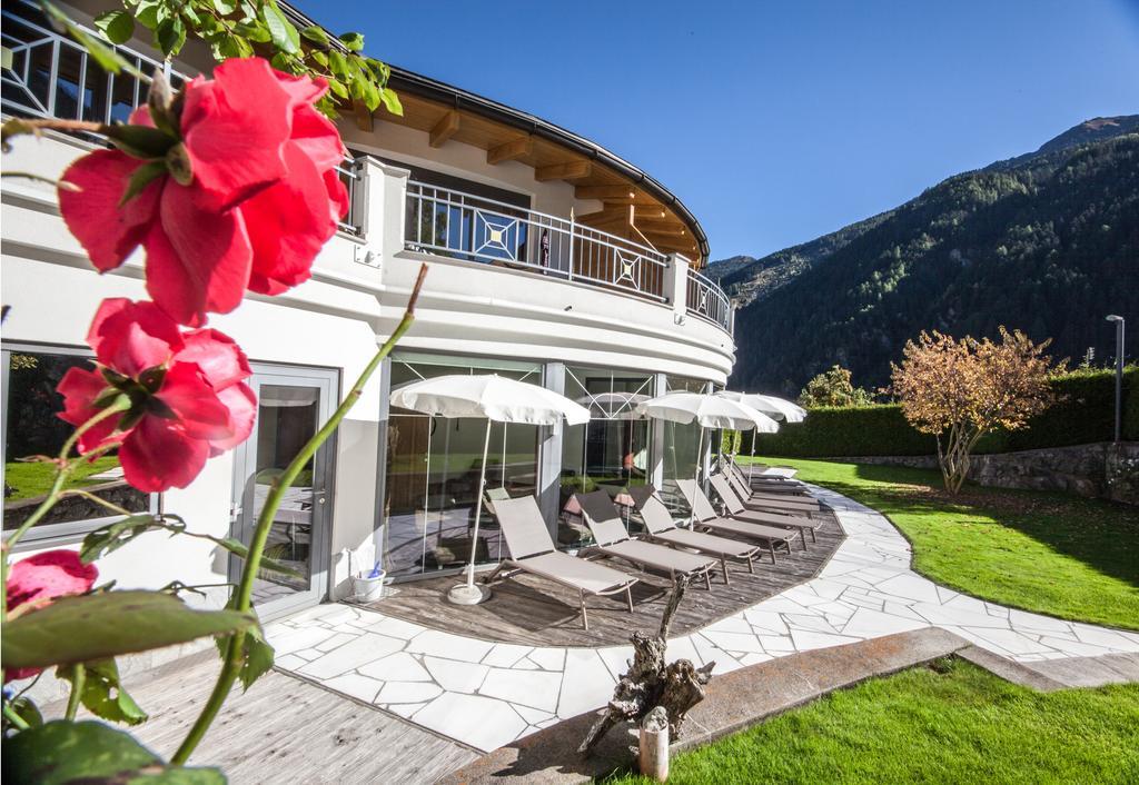 Müstair Wellnesshotel Liun B&B מראה חיצוני תמונה