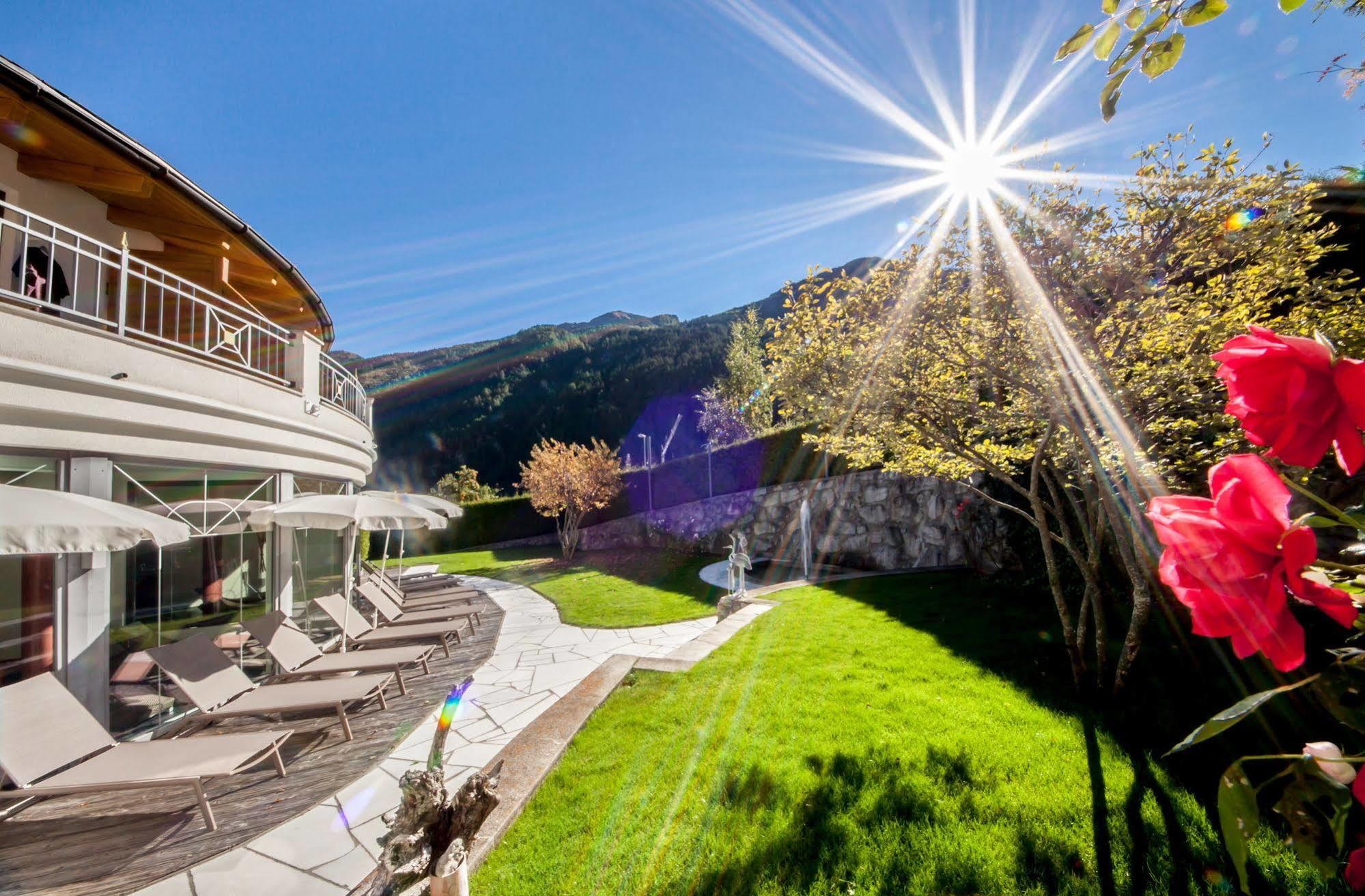 Müstair Wellnesshotel Liun B&B מראה חיצוני תמונה