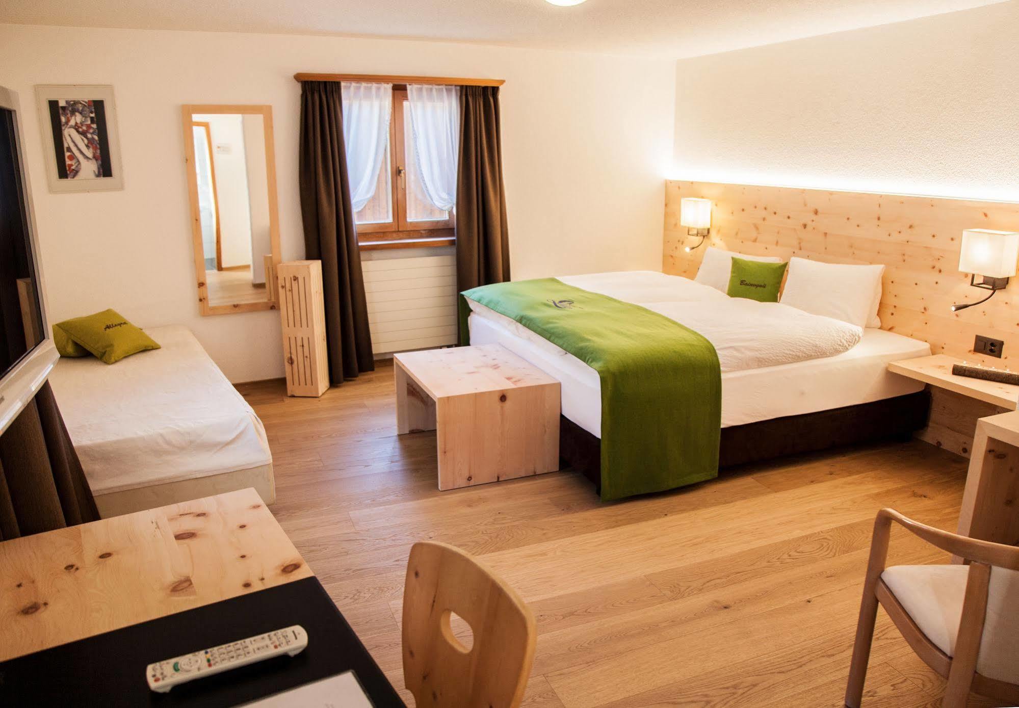 Müstair Wellnesshotel Liun B&B מראה חיצוני תמונה