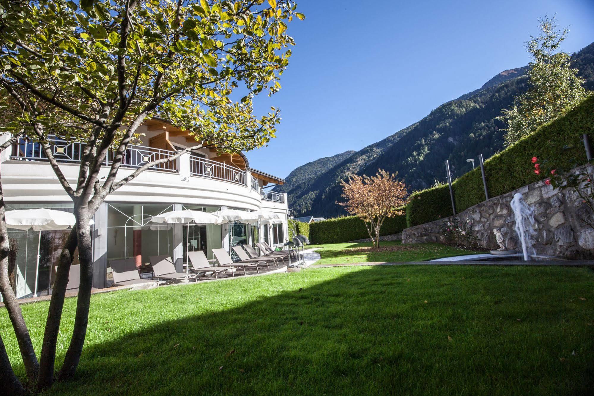Müstair Wellnesshotel Liun B&B מראה חיצוני תמונה